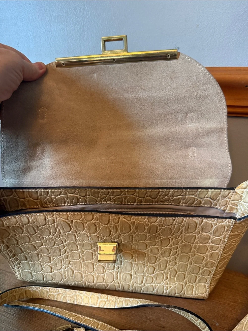Maddalena Scanu Made in Italy Genuine Leather Croc-Embossed Crossbody Flap Bag